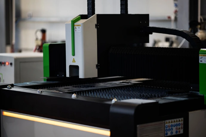 debitare laser CNC