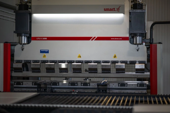 indoire tabla abkant CNC