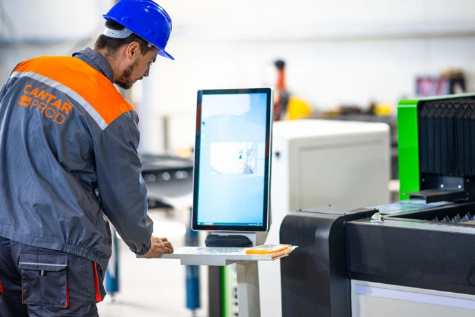 debitare laser CNC Fiber